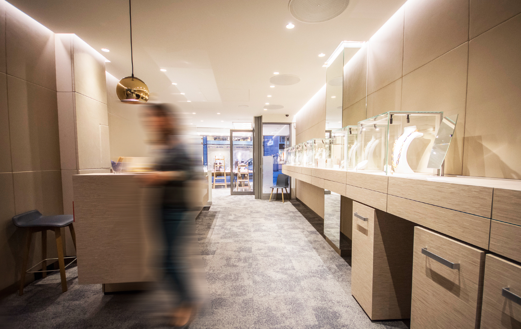 JUWELIER PAUL Slide-3